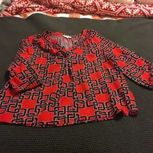 Patterned V-neck top